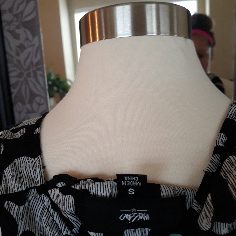 Mossimo Top - Picture 5 of 5
